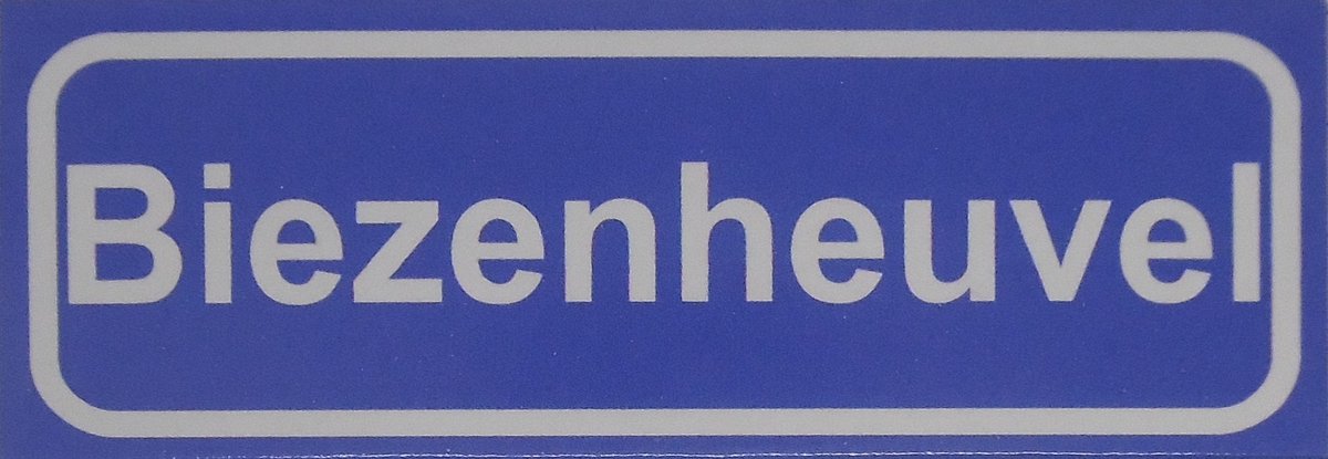 Souv© - koelkast magneet - plaatsnaam bord - kombord - souvenir - koelkastmagneetje - relatiegeschenk Biezenheuvel