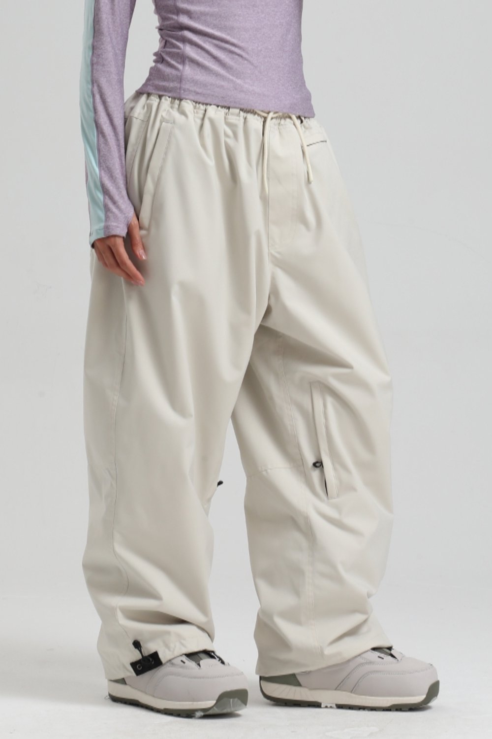 GSOU SNOW - Duurzame baggy sneeuwbroek voor dames en heren met trekkoord - gebroken wit - maat XS