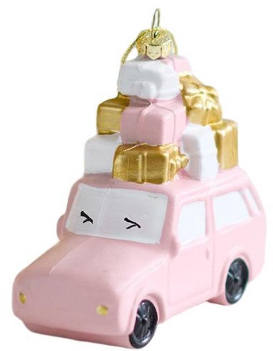 Roze speelgoedautootje met een stapel gouden en witte cadeautjes op het dak.