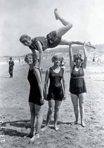 Carnet Ligne Groupe de Girls, Deauville, 1919