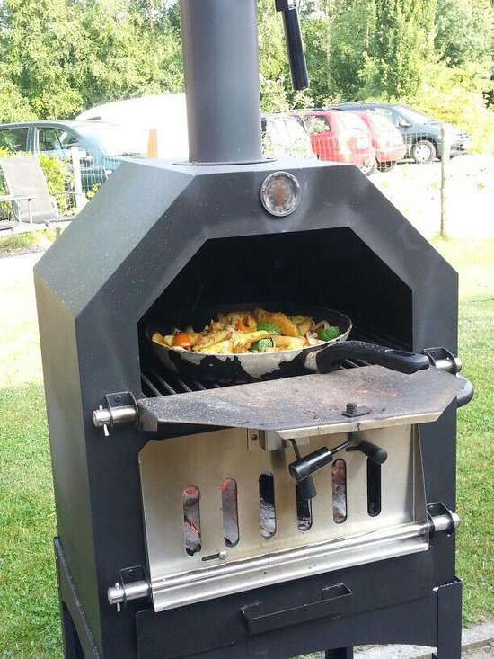 Foto Schatting Naar behoren Tuin Pizza oven en tuin kachel met polyester hoes van Broilfire | bol.com