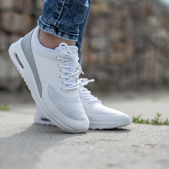 Nike Air Max Thea ''Light Silver''-42 - Wit/Zilver | bol.com