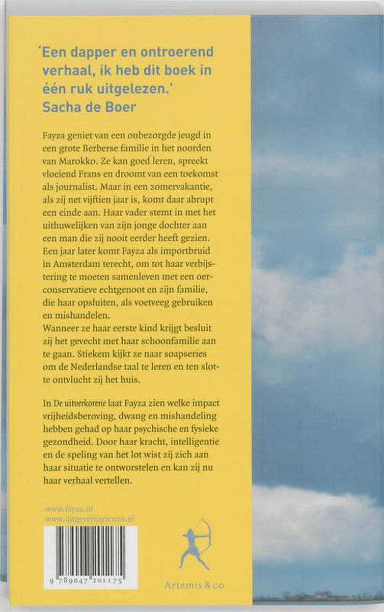 Achterkant boek: "Een dapper en ontroerend verhaal, ik heb dit boek in één ruk uitgelezen." Sacha de Boer. Met ISBN en logo Artemis & co.