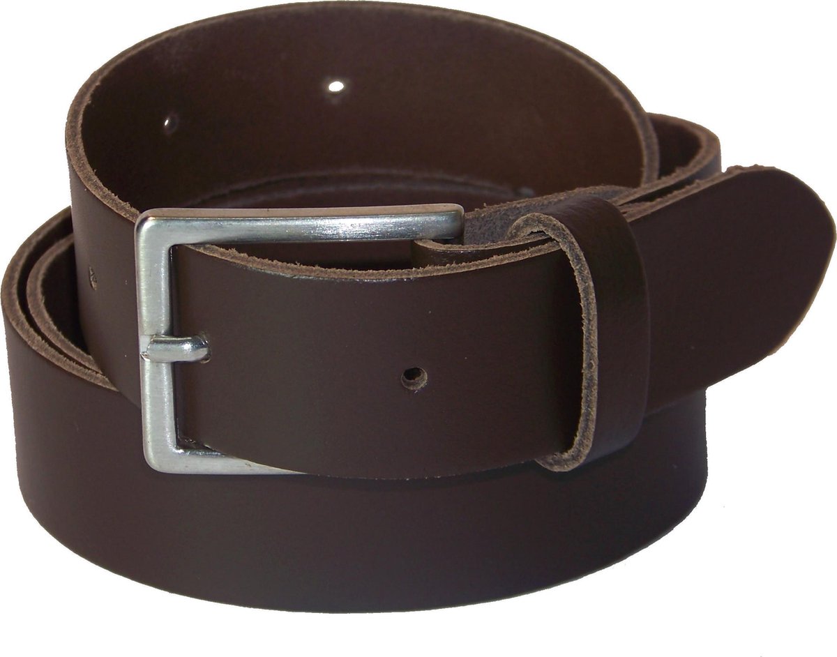 100% Leren Riem, 3 cm. Breed, maat 95 cm. Totale lengte 110cm, Donkerbruin.