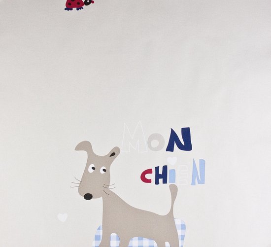 Behang met een grijze hond en de tekst 'Mon Chien'. Een lieveheersbeestje vliegt boven de hond.
