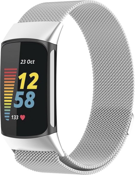Luxe Milanese Loop Armband Geschikt Voor Fitbit Charge 5 Activity Tracker Smartwatch - Horloge Bandje - Metalen iWatch Milanees Watchband Polsband - Stainless Steel Mesh Watch Band - Horlogeband - Magneet Sluiting - One-Size - Zilver Kleurig