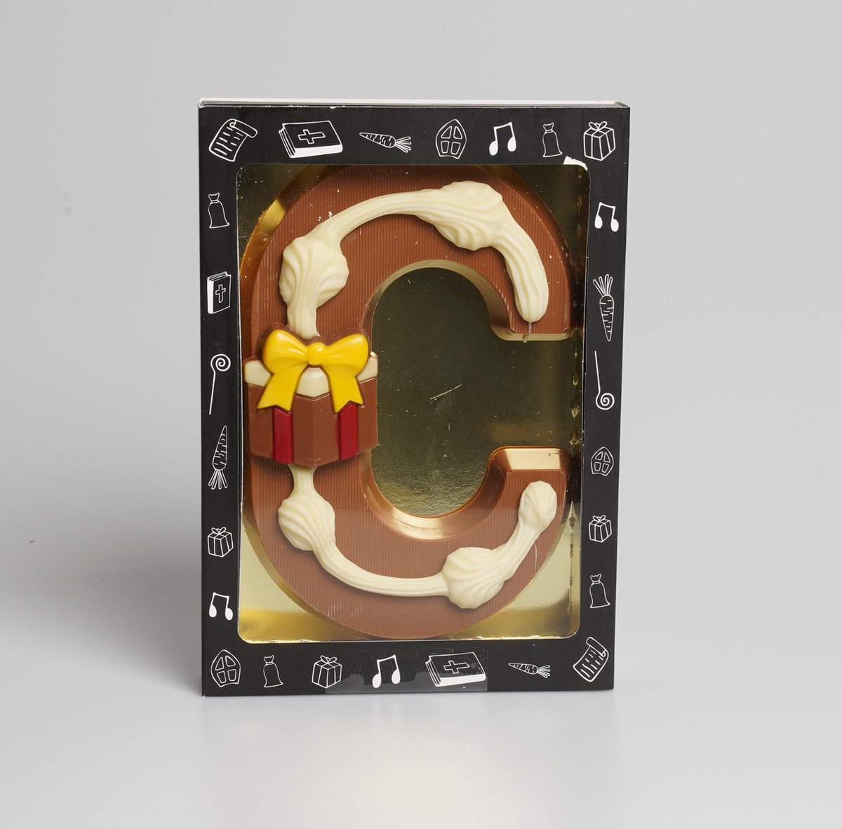Luxe Gedecoreerde Melk Chocolade Letter C - 6 x 240 Gram