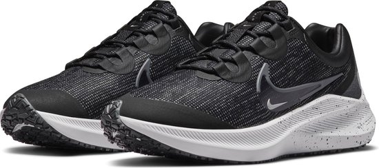 Nike Winflo 8 Shield Hardloopschoenen  Sportschoenen - Maat 42.5 - Mannen - zwart - donker grijs