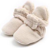 Myggpp fluffy warme baby slofjes met anti slipzool beige 6-12 mnd/12 cm