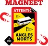 Rode magneetsticker 'ATTENTION ANGLES MORTS' met witte bus. "MAGNEET 3 STUKS" erbij vermeld.