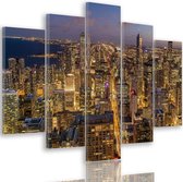 Trend24 - Canvas Schilderij - Chicago 'S Nachts - Vijfluik - Steden - 150x100x2 cm - Oranje