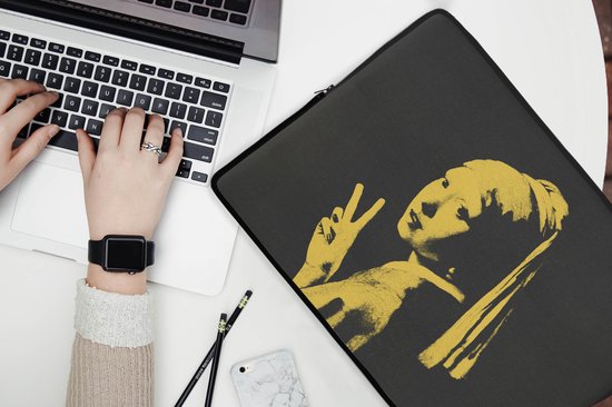 Housse pour ordinateur portable 17 pouces - Fille à la perle - Jaune - Zwart - Housse pour ordinateur portable - Dimensions intérieures 42,5x30 cm