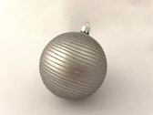 J-Line Kerstbal gestreept glitter glanzend zilver 10cm (4 stuks)