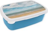Broodtrommel Blauw - Lunchbox - Brooddoos - Strand - Zomer - Wolken - 18x12x6 cm - Kinderen - Jongen