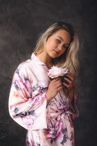 Kimono van heerlijk satijn dames -Peony rose pink - kort model - maat one size (S/M/L) - valentijn aanbieding