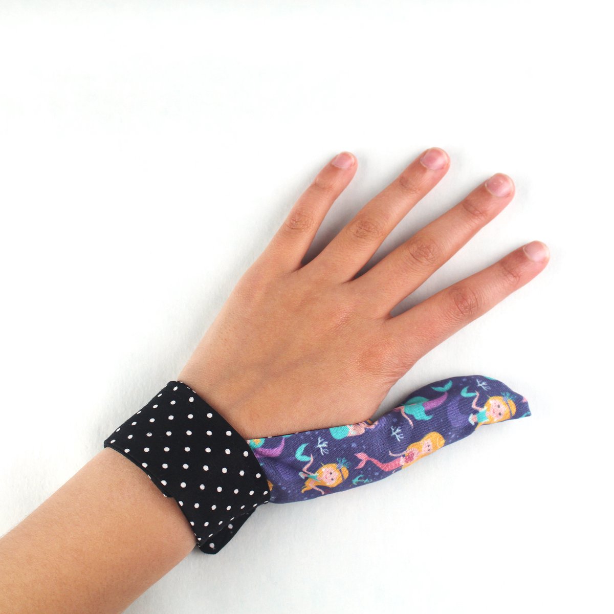Stoppen met duimen hoesje - Mermaids - Maat XL