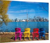 Fleurige stoeltjes met zicht op de skyline van Toronto - Foto op Plexiglas - 60 x 40 cm