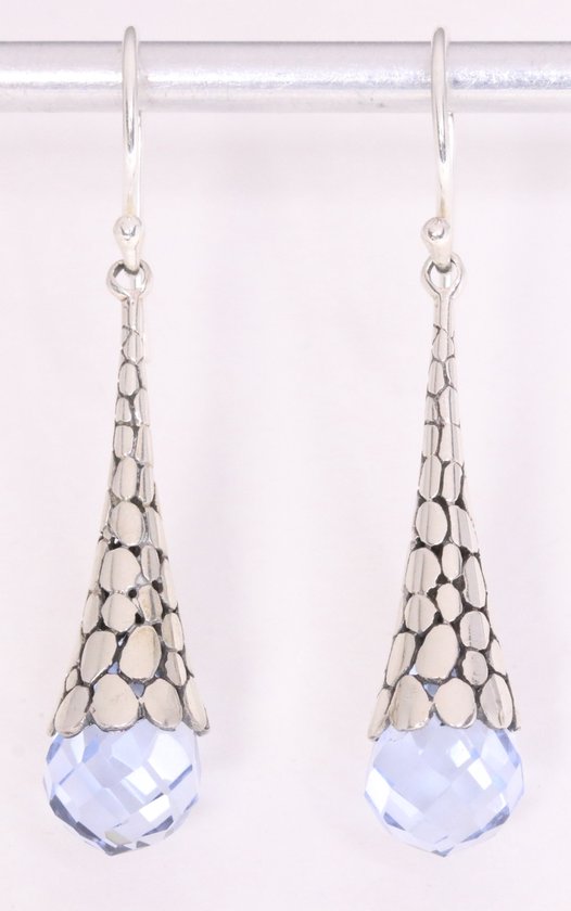 Bewerkte zilveren oorbellen met aquamarijn