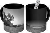Magische Mok - Foto op Warmte Mok - Hawaii - Strand - Zwart - Wit - 350 ML