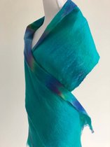 Handgemaakte, gevilte brede sjaal van 100% merinowol - Terra / Roestbruin  - 204 x 32 cm. Stijl open gevilt.