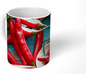 Mok - Specerijen op houten ondergrond - 350 ML - Beker