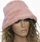Fluffy dameshoed winterhoed bonthoed (fake fur) kleur roze maat one size 56 57 58 centimeter