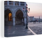 Canvas Schilderij Venetië - Italië - Plein - 40x30 cm - Wanddecoratie