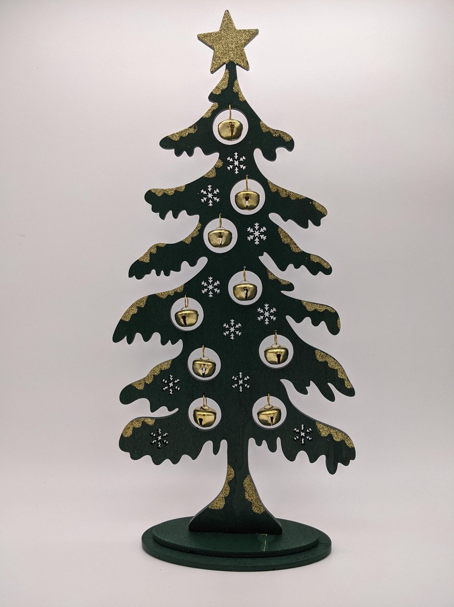 Kerstboom-hout-belletjes-deco