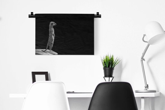 Tapisserie - Tapisserie - Suricate devant fond noir - noir et blanc - 60x40 cm - Tapisserie