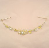 Mooie Tiara hoofdband-Goud Bruids haarsieraad- Glanzend Diamantjes - Parels | Vintage Haarsieraad - Haarversiering - Haaraccessoire  Feest  - Bruiloft - Kerst - Gala