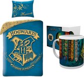 Harry Potter Dekbedovertrek- Katoen- 1persoons- 140x200- Dekbed Hogwarts Logo -Blauw, incl. Harry Potter mok school vlaggen