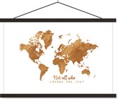 Wanddecoratie - Wereldkaart - Brons - Touw - Schoolplaat - 120x80 cm - Textielposter - Textiel poster