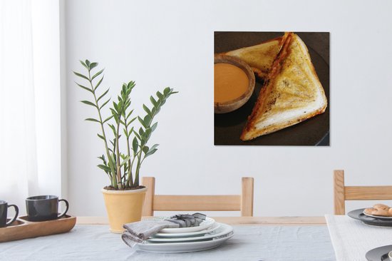 Tableau sur toile Sandwich au jambon et fromage et sauce piquante - 50x50 cm - Décoration murale