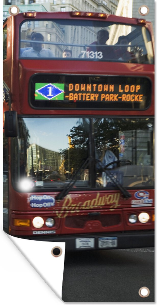 Wanddecoratie buiten Een dubbeldekker bus in New York 80x160 cm Tuindoek