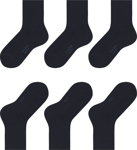 Zes paar donkerblauwe Falke Family sokken met Falke Family logo.