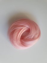 Haarstuk kort elastiek Messy Bun crunchie knot Licht Roze elegant stijl