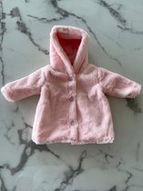 Baby meisjes winterjas imitatiebont met capuchon in de kleur roze 100% Polyester, Voering is ook 100% Polyester, verkrijgbaar in de maten 62 t/m 86