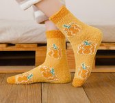Pampoen sokken - Fluffy sokken print pampoen - dames - dikke warm sokken - huissokken - 36-40 - extra zacht - geel / bruin