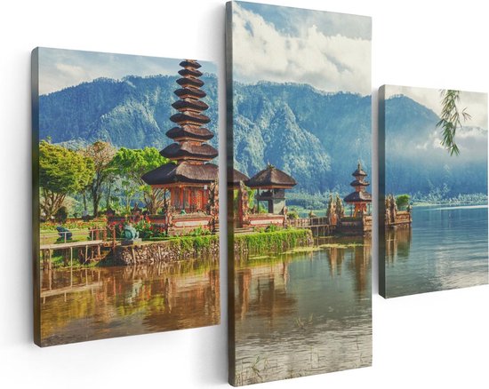 Artaza Canvas Schilderij Drieluik Pura Tempel in Bali op het meer Beratan - 90x60 - Foto Op Canvas - Canvas Print