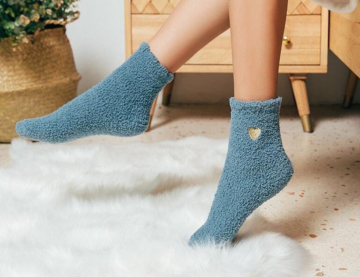 Fluffy dames Sokken - huissokken - grijs - blauw - maat 36-40 - print hartje - extra zacht - cadeau - voor haar - Valentijn