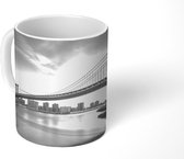 Mok - New York - Brug - Zwart - Wit - 350 ML - Beker