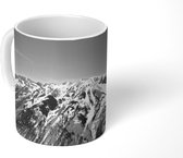 Mok - Uitzicht op eeuwige sneeuw - zwart wit - 350 ML - Beker
