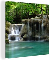 Canvas Schilderij Meerdere kleine watervallen in het Thaise nationaal park Erawan - 90x90 cm - Wanddecoratie