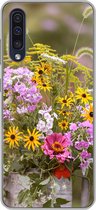 Geschikt voor Samsung Galaxy A50 hoesje - Bloemen - Gieter - Kleur - Siliconen Telefoonhoesje