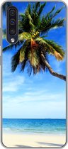 Geschikt voor Samsung Galaxy A50 hoesje - Palmbomen - Strand - Zee - Siliconen Telefoonhoesje