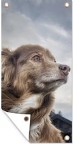 Tuinposter Starende hond - 30x60 cm - Tuindoek - Buitenposter