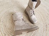 Shoekueen Dames Suede Beige Veter 41