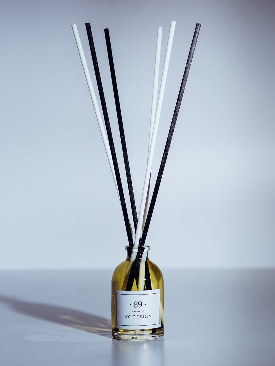 Geurstokjes Aromatic 89 - Huisparfum - Luxury Home Perfumes - Interieur parfum - Reed diffuser - By design - 50 ml