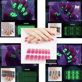 70 stuks - 5 pakken nail stickers set- lichtgevend nagelstickers - Luminous - mooie nagel stickers - nagellijm - Party