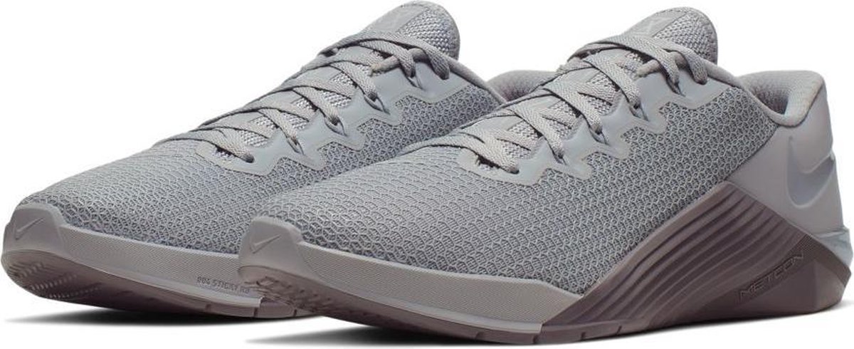 nike metcon 5 44